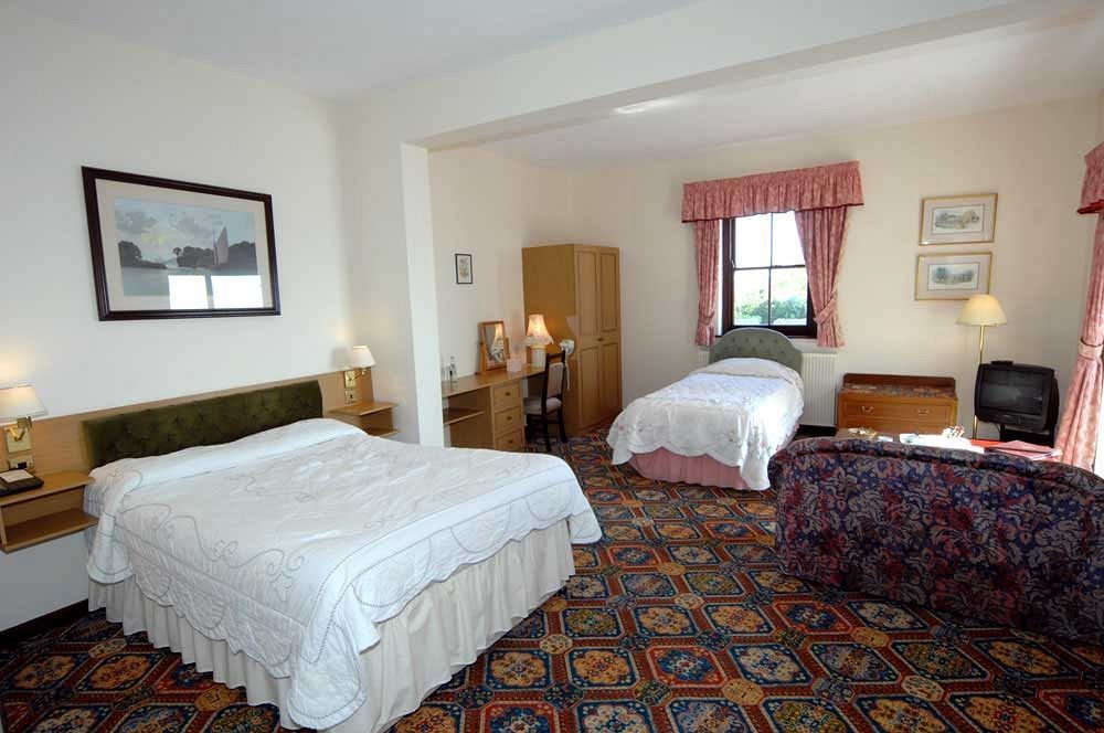 No: 1 The Esplanade Guest Accommodation. Tenby Exterior foto